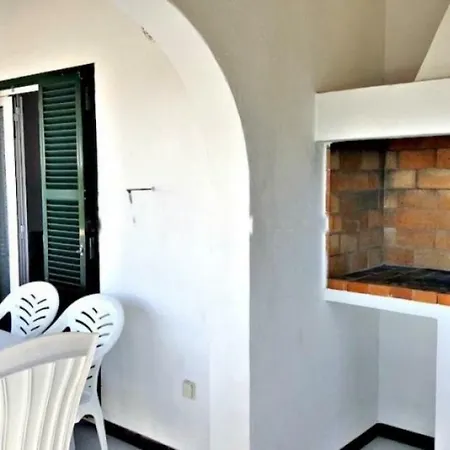 Na Y Veni Holiday home *