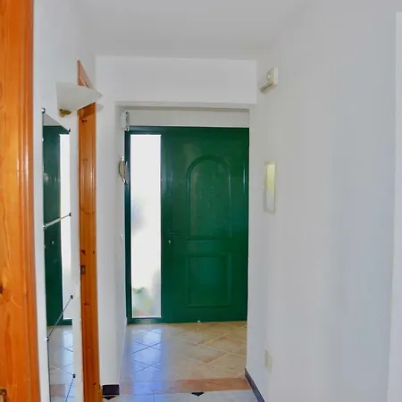 Holiday home Na Y Veni Cala'N Bosch (Menorca)