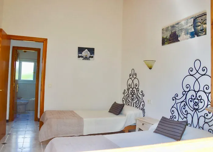 Na Y Veni Cala'N Bosch (Menorca)